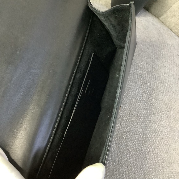 SAINT LAURENT KATE CLUTCH IN SOFT LEATHER - Picture 9 of 11